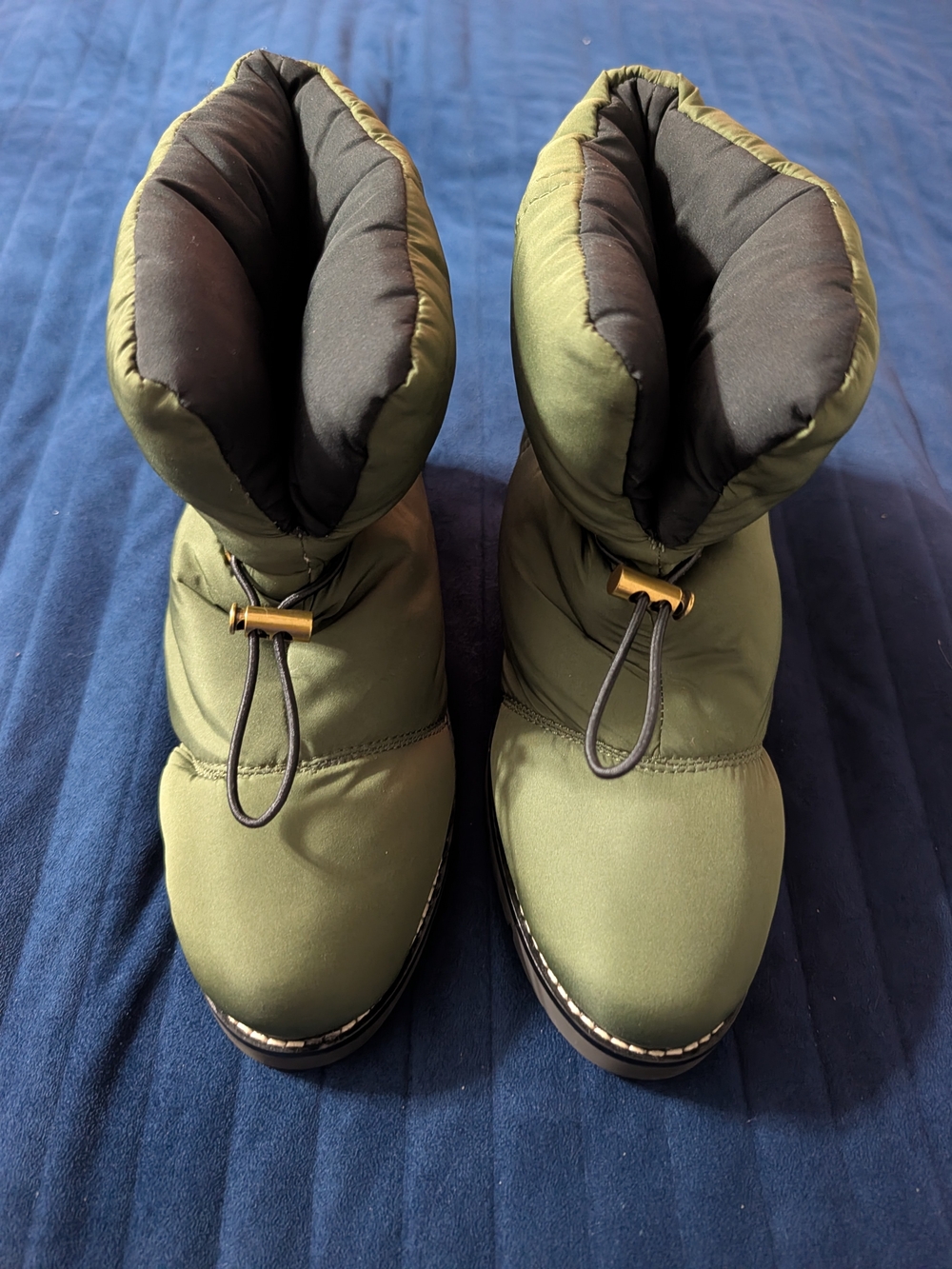 J. Crew Olive Green Quilted Puffer Winter Boots with Toggle